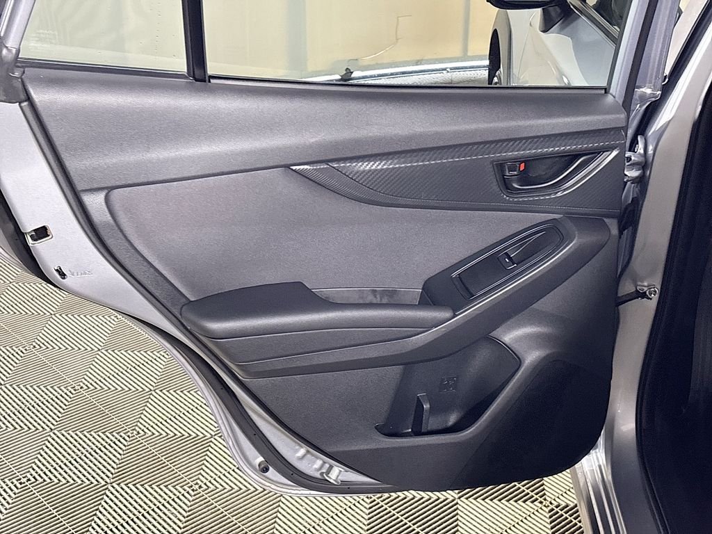 Used 2020 Ice Silver Metallic Subaru Premium image 19