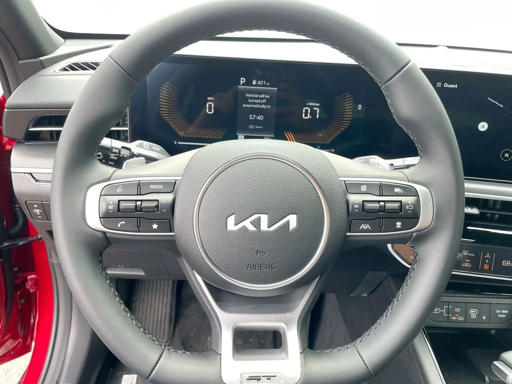 2026 Kia K5 GT - Photo 41