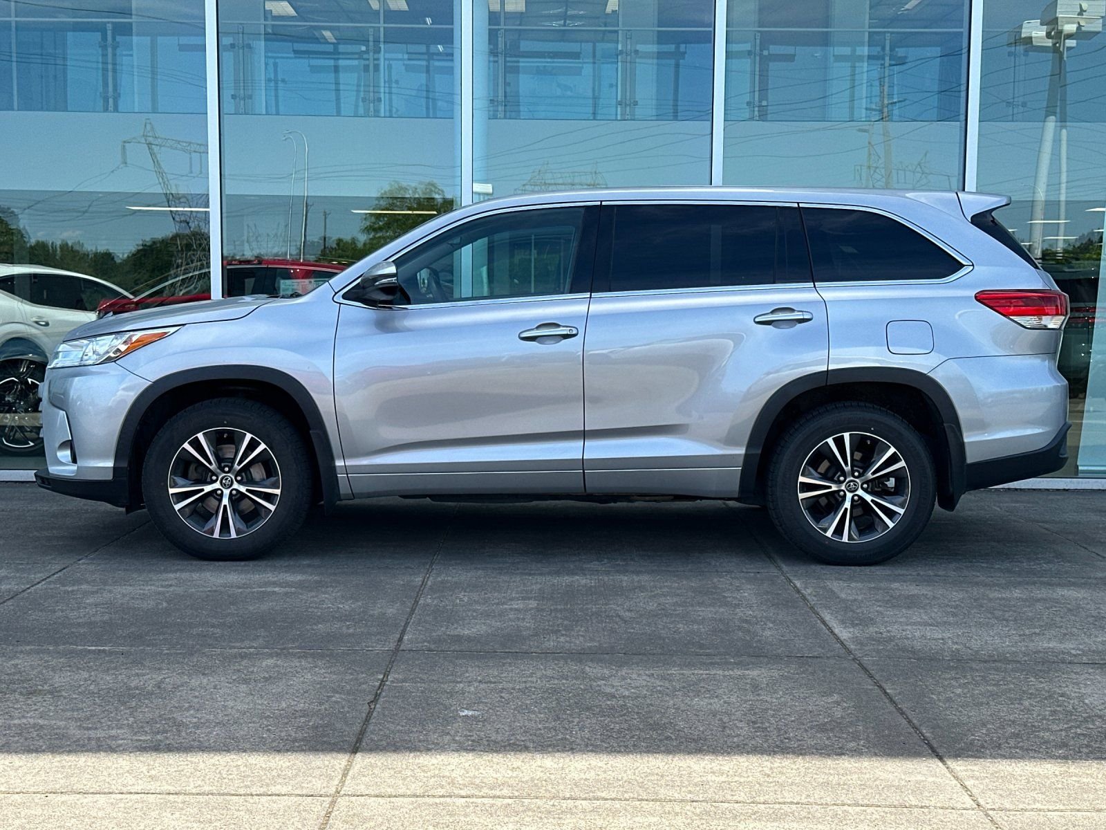 Used 2017 Celestial Silver Metallic Toyota LE image 6