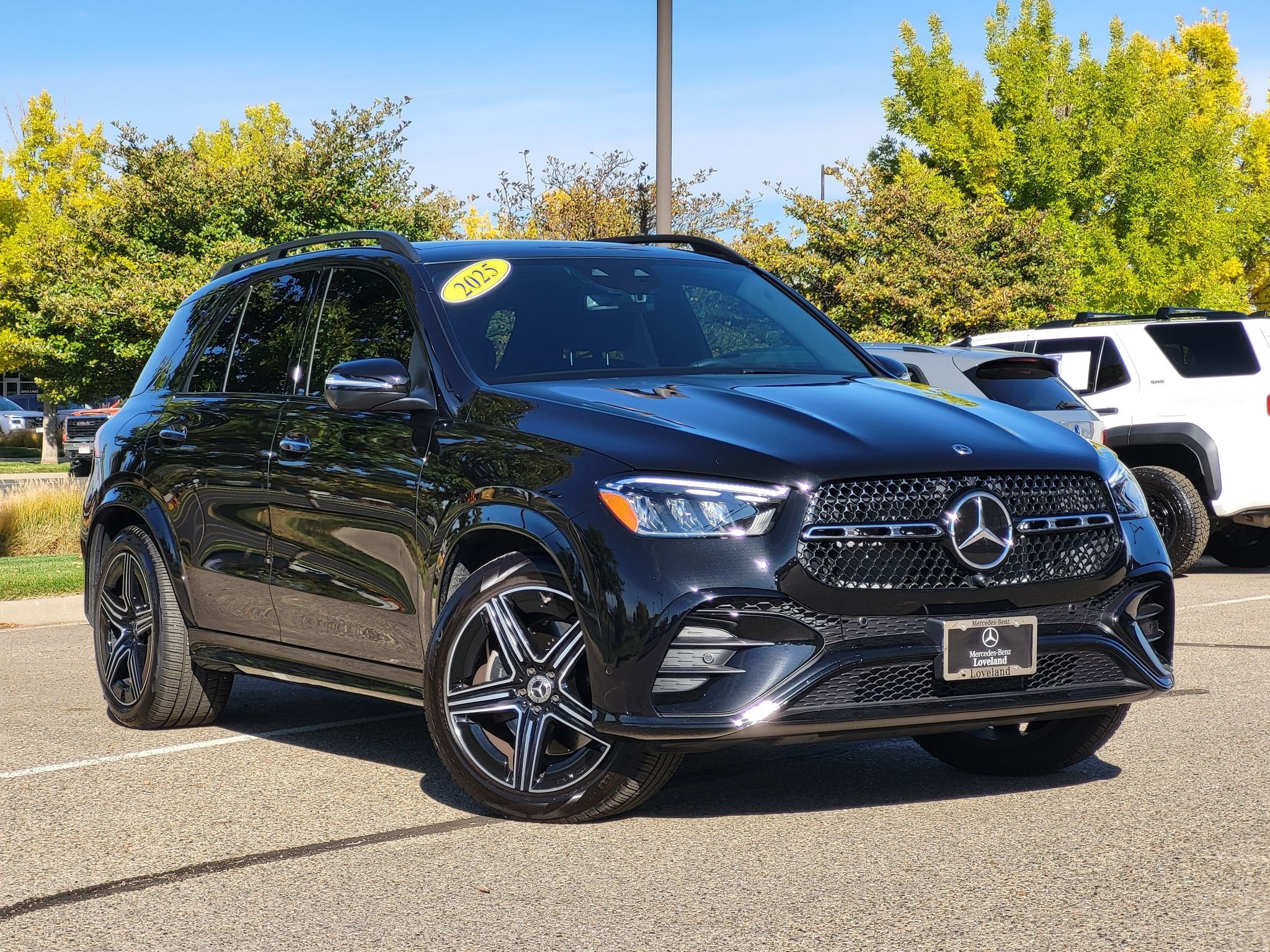 Certified Used 2025 Obsidian Black Metallic Mercedes-Benz GLE450 4MATIC® image 1