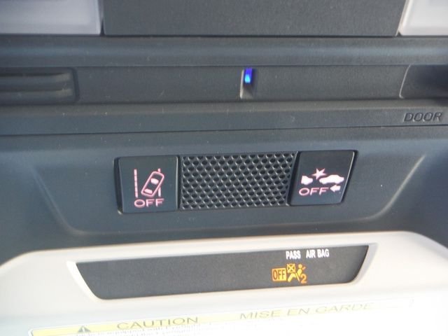 Used 2022 Gray Subaru Base image 23
