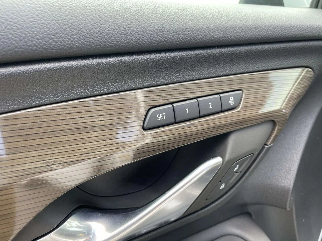 Used 2023 Summit White GMC Denali image 7