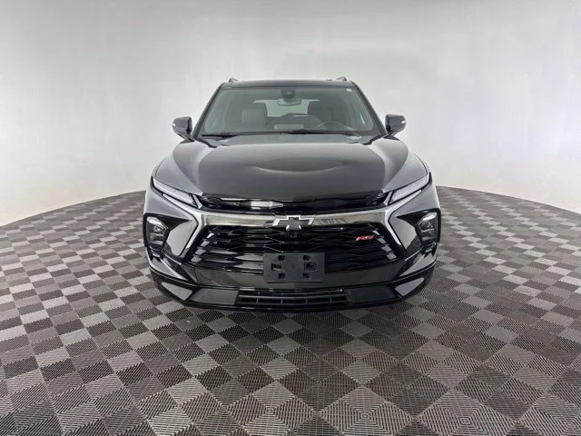 Used 2023 Black Chevrolet RS image 2