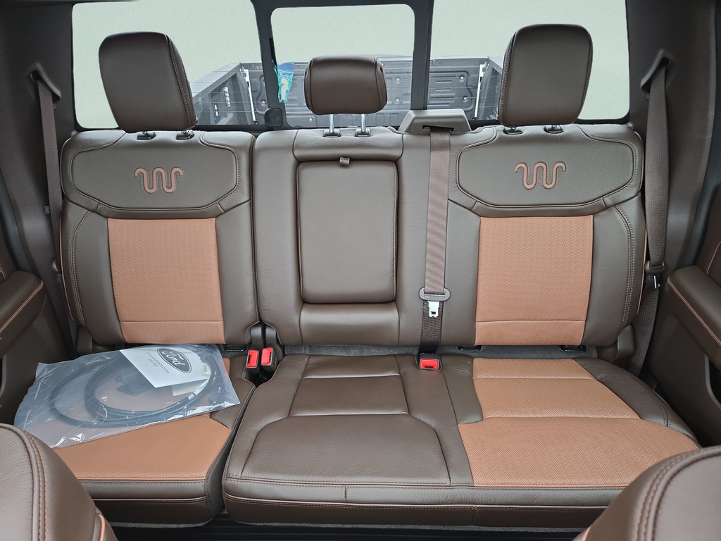 New 2026 Star White Metallic Tri-Coat Ford F-250® King Ranch® image 25