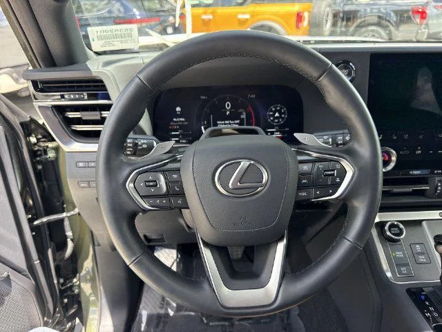 Certified Used 2025 NORI GREEN PEARL Lexus Premium+ image 14