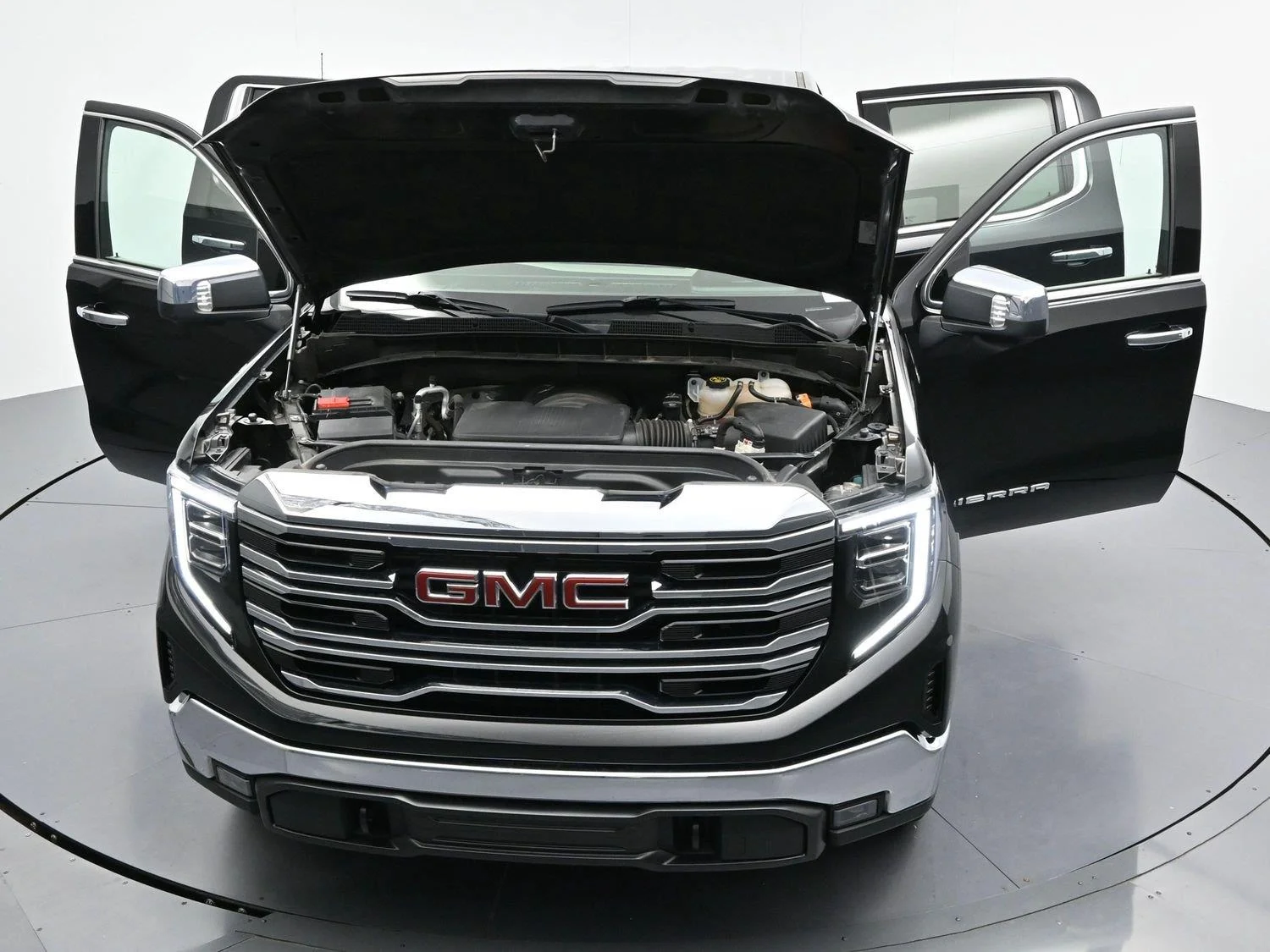 Used 2023 ONYX BLACK GMC SLT image 46