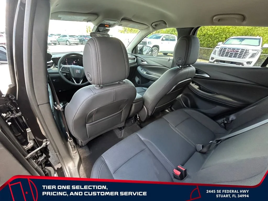 Used 2024 Ebony Twilight Metallic Buick Preferred image 15