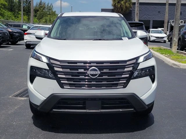 New 2026 Everest White Pearl TriCoat Nissan SV image 2