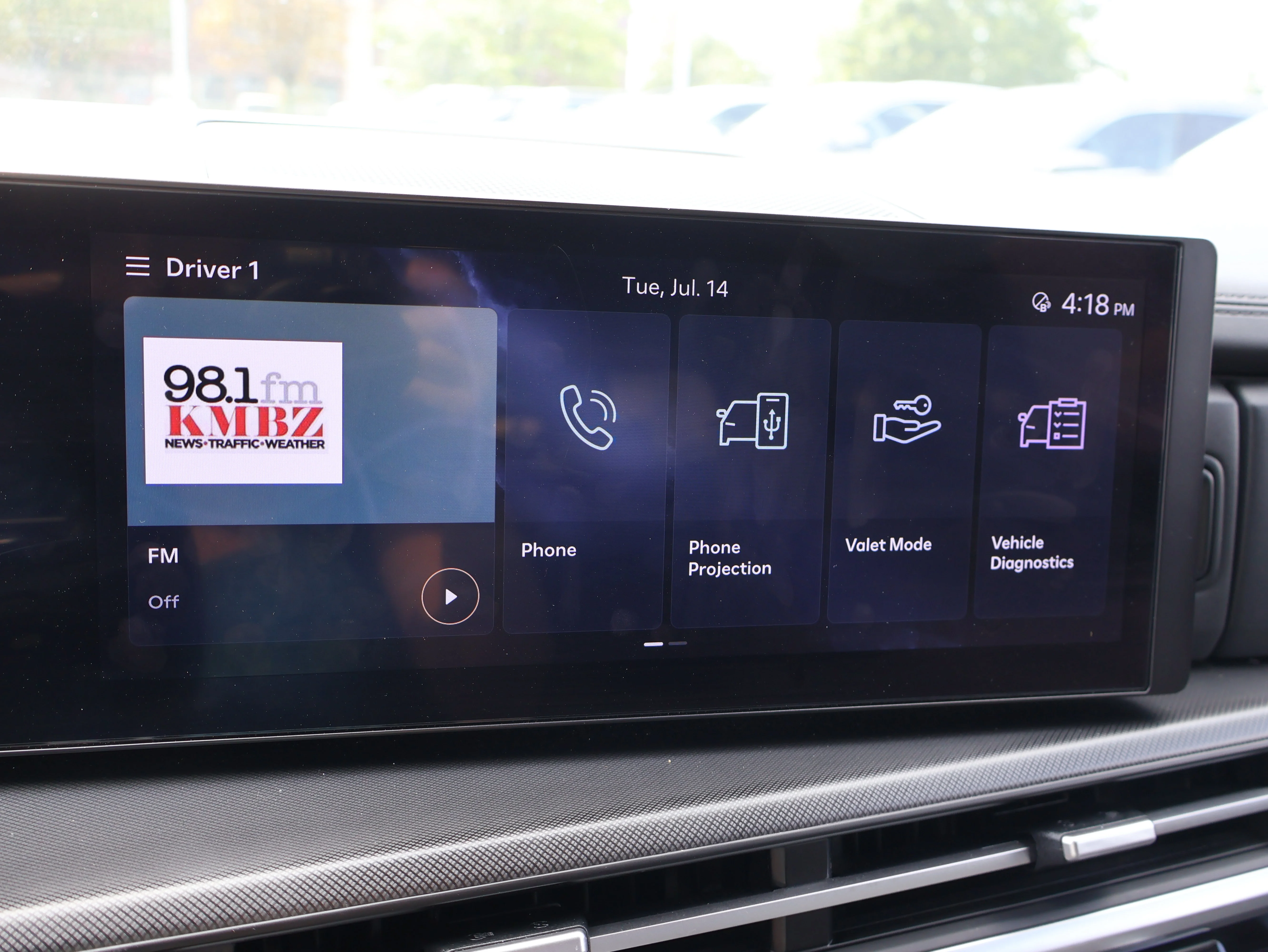 Used 2025 Ecotronic Gray Hyundai SEL image 33