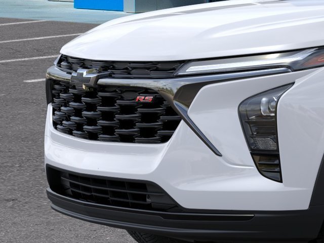 New 2026 Summit White Chevrolet 2RS image 13
