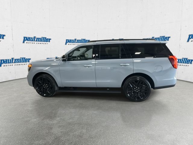 New 2027 Gray Ford Platinum image 7