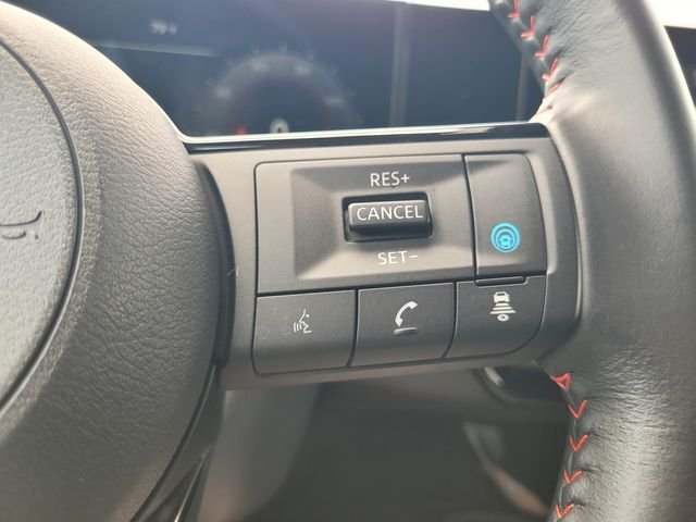 Used 2025 Black Nissan SR image 27