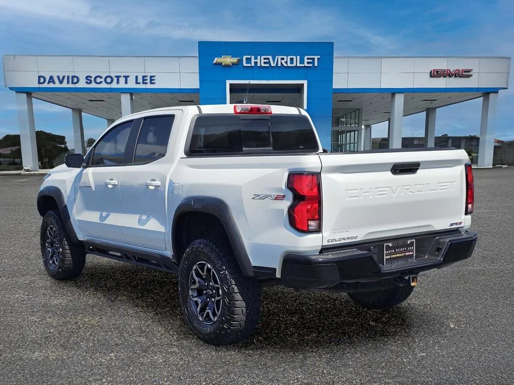 Used 2024 Summit White Chevrolet ZR2 image 12