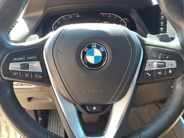 Used 2023 White BMW xDrive40i image 16
