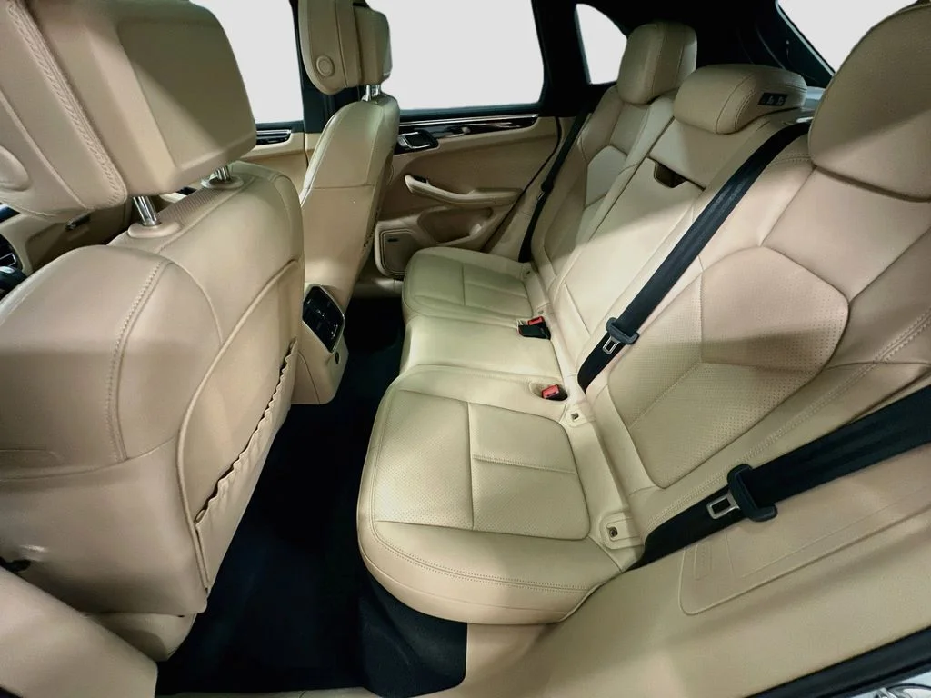 Used 2026  Porsche  image 25