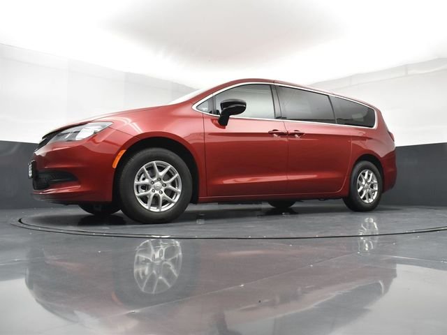 New 2026 Red Hot Pearl-Coat Exterior Paint Chrysler LX image 21