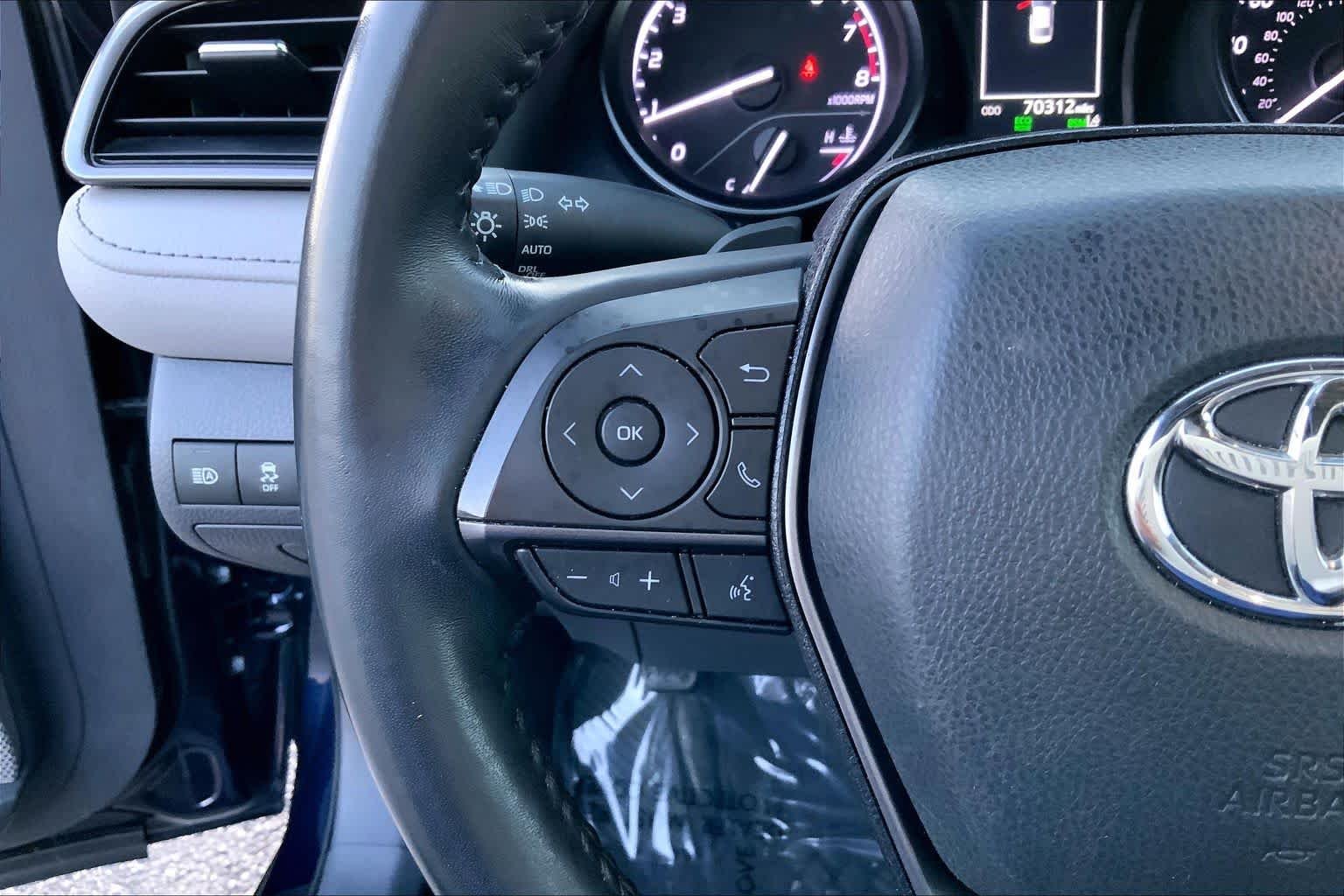 Used 2022 BLUE Toyota SE image 23