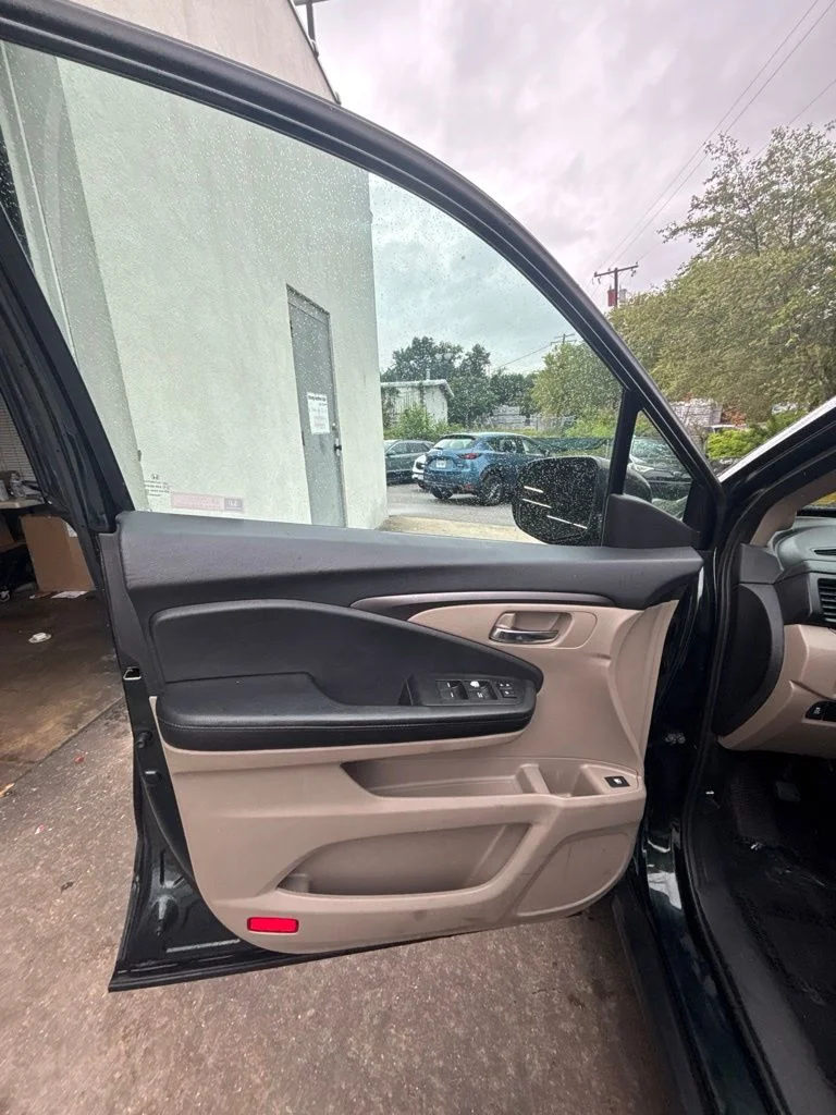 Used 2018 Black Honda EX image 10