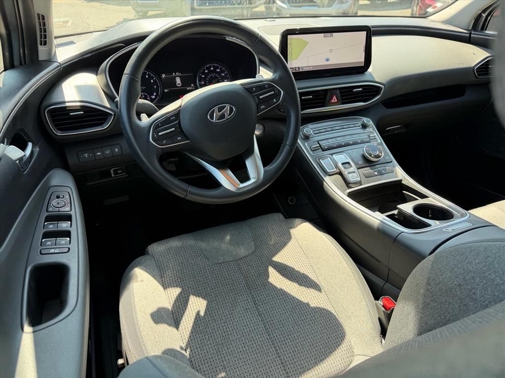 Used 2023 Silver Hyundai SEL image 7