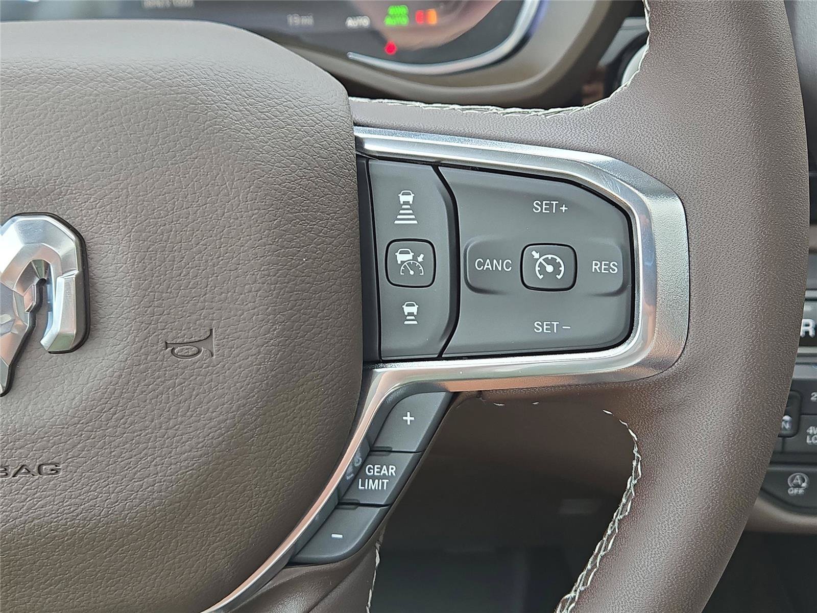 2026 RAM 1500 Laramie - Photo 24