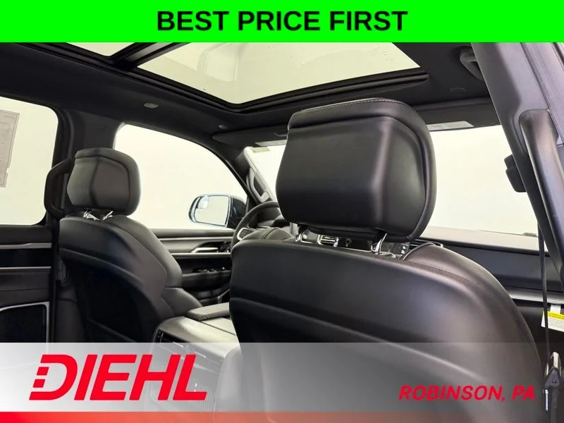 New 2026 High Gloss Black Exterior Paint Jeep Limited Reserve image 15