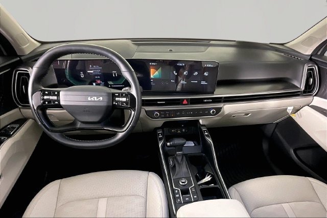 Used 2026 Gray Kia S image 7