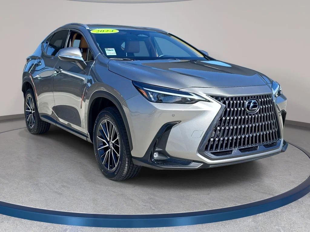 Used 2024 Silver Lexus 350 Premium image 4