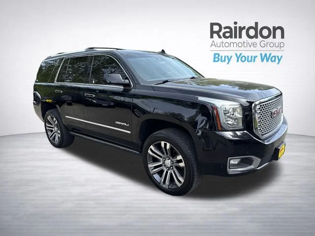 2017 GMC Yukon 4WD Denali's photo