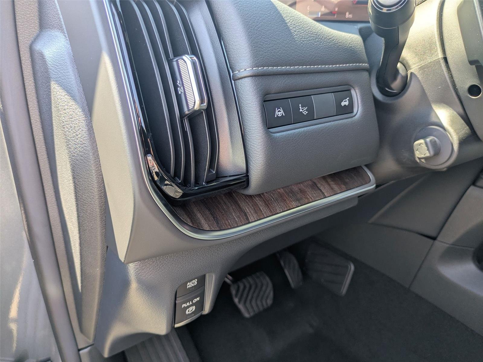 2026 Nissan Armada SL - Photo 15