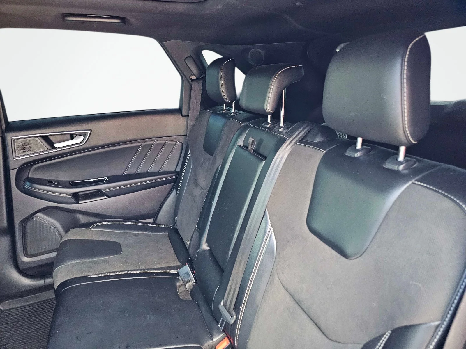 Used 2019 Black Metallic Ford ST image 34
