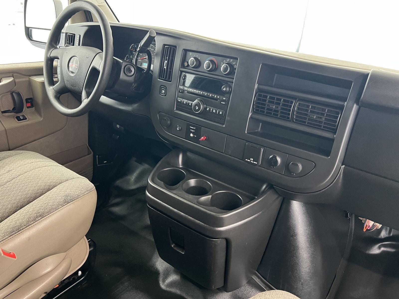 Used 2018 Summit White GMC Work Van image 24