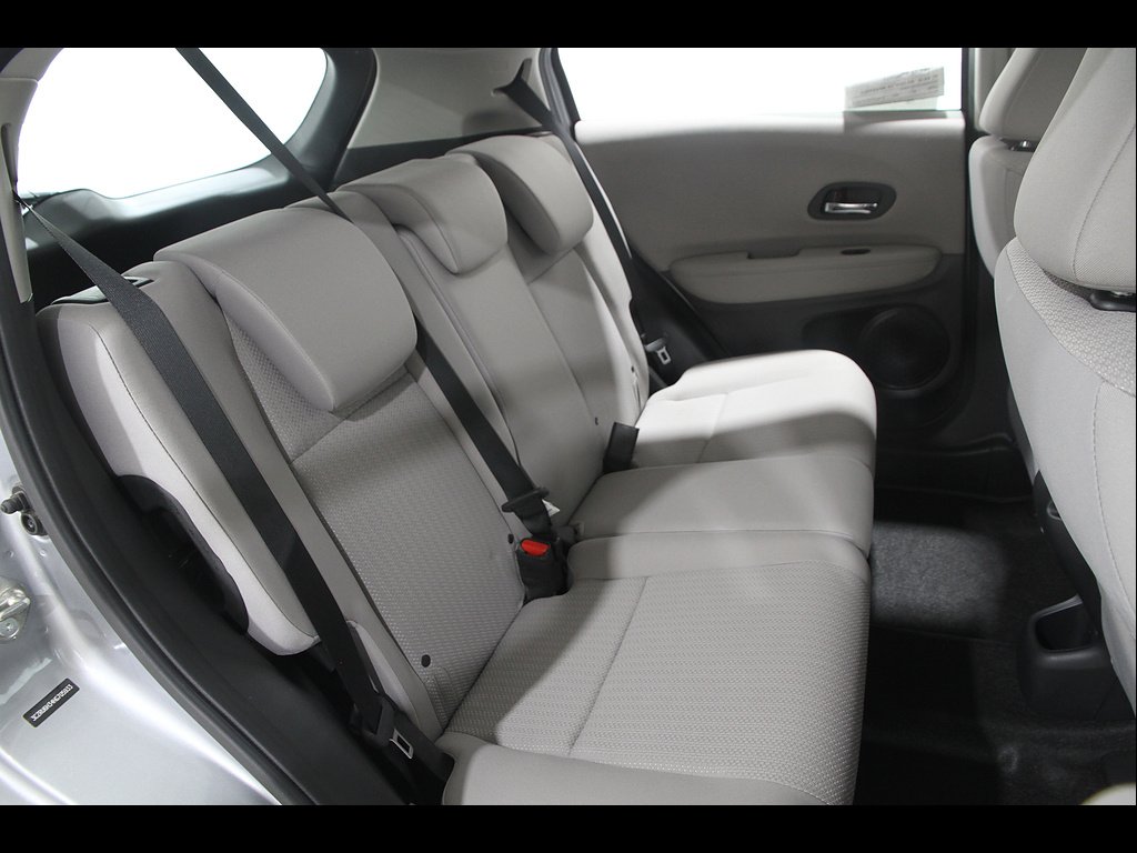 2017 Honda HR-V LX - Photo 15