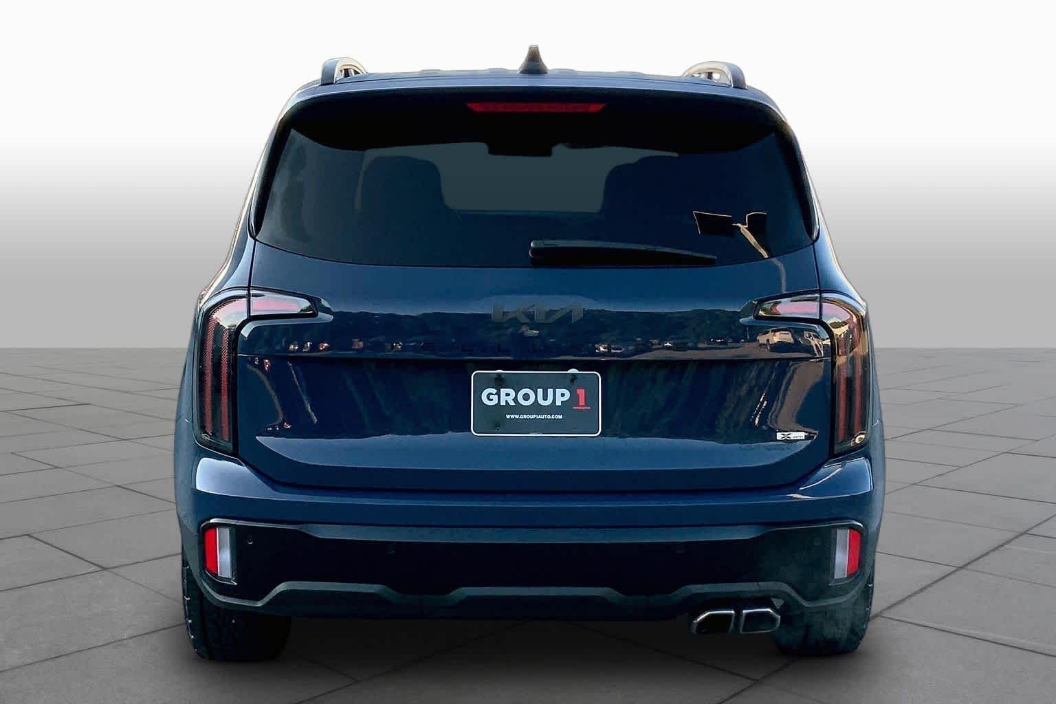 Used 2025 Midnight Lake Blue Kia EX X-Pro image 5