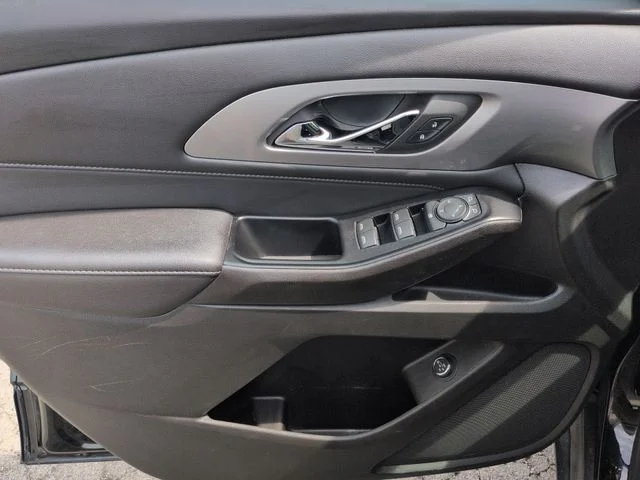 Used 2023 Black Chevrolet LT image 25