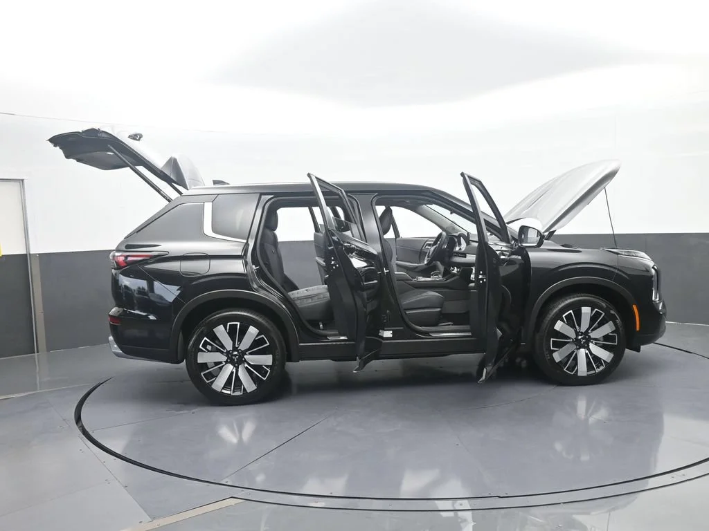 2026 Mitsubishi Outlander SE - Photo 82