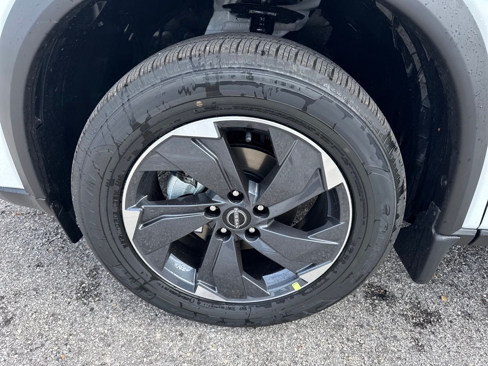 New 2026 Nissan Rogue SV 4D Sport Utility