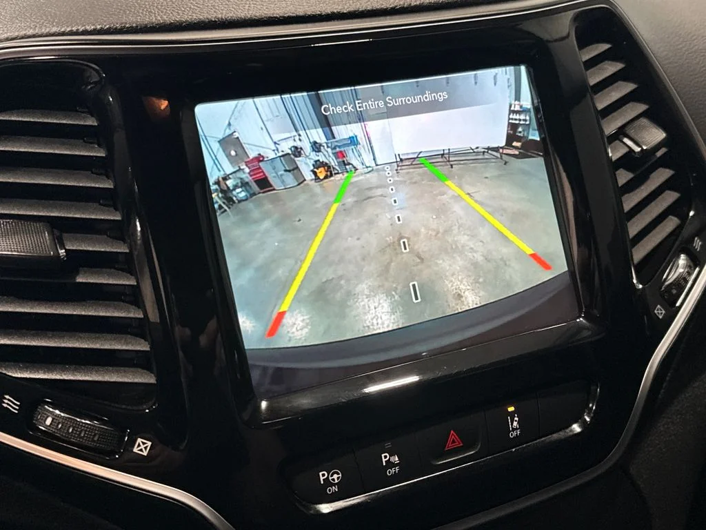 Used 2019 Black Jeep Limited image 23