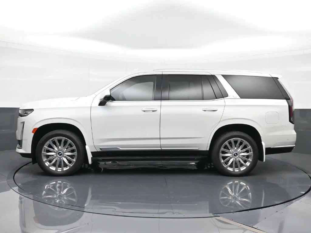 Used 2023 White Cadillac Premium Luxury image 3