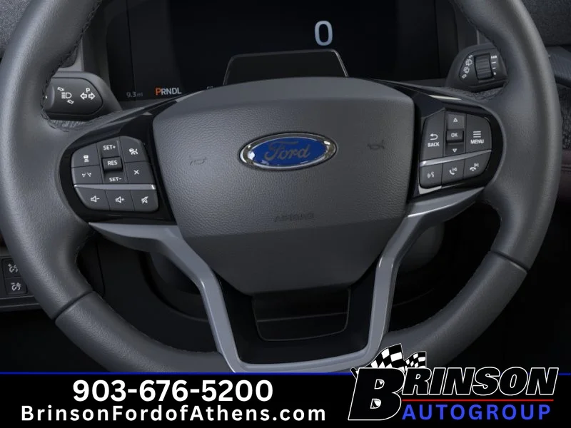 New 2026 Star White Metallic Tri-Coat Ford Platinum™ image 12