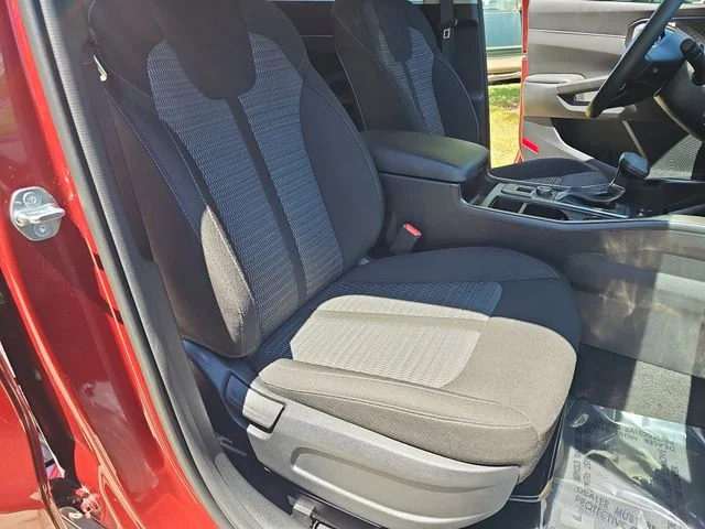Used 2025 Red Kia LX image 10