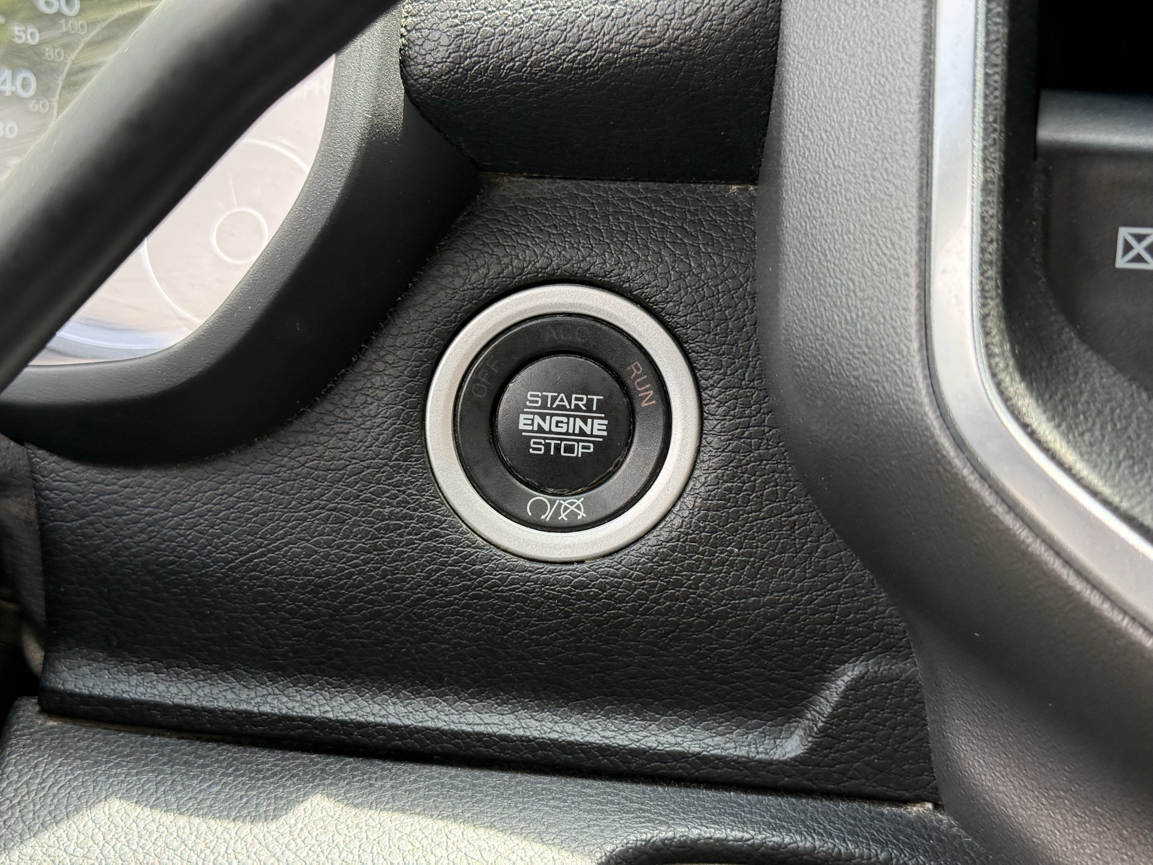 Used 2024 Bright White Clearcoat Ram  image 22