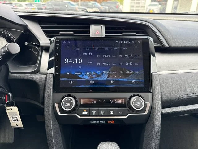 Used 2018 Rallye Red Honda LX image 24
