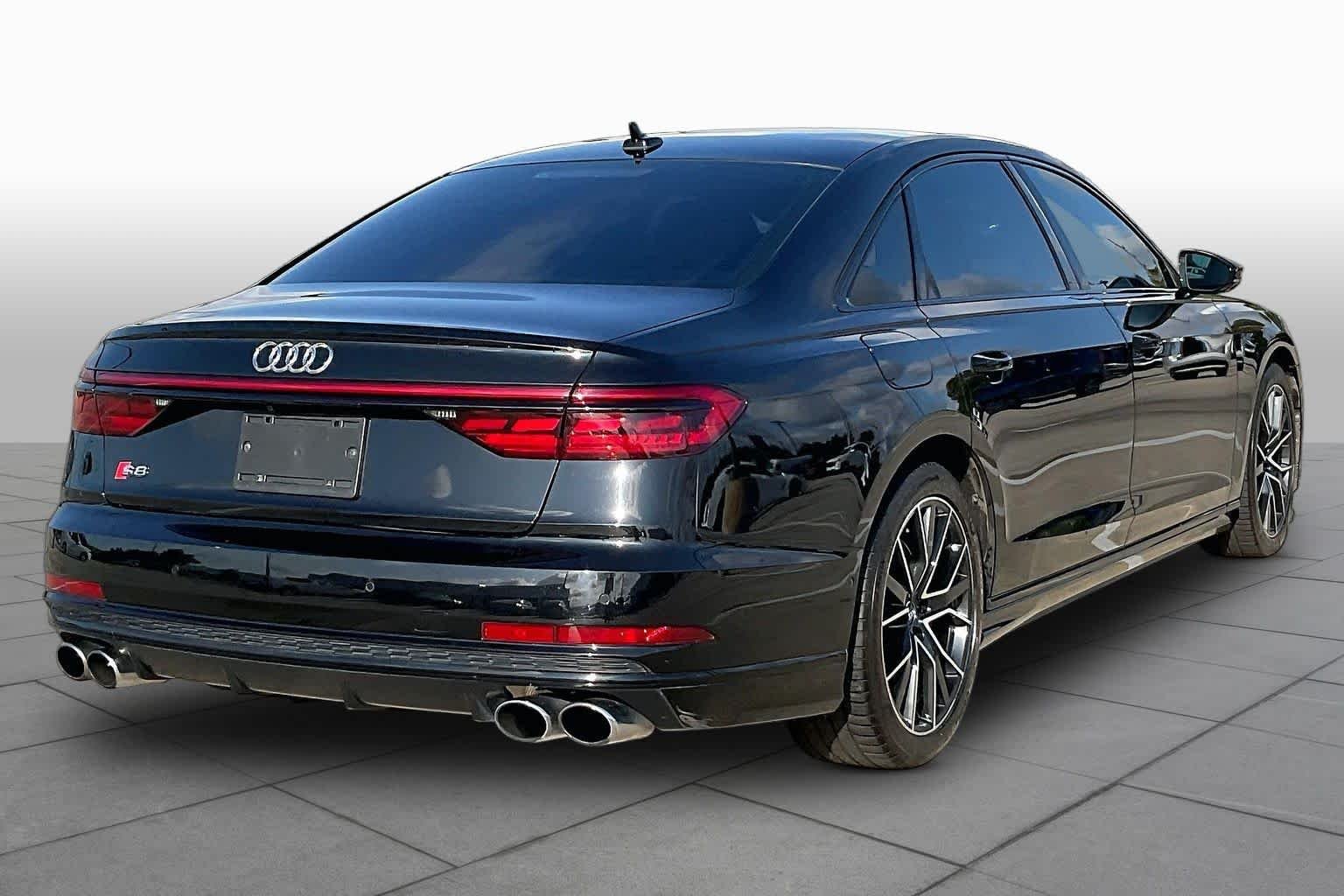 Used 2020 Brilliant Black Audi  image 13