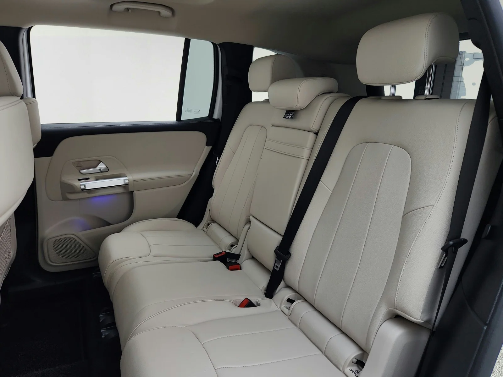 Certified Used 2023 Polar White Mercedes-Benz GLB 250 image 27