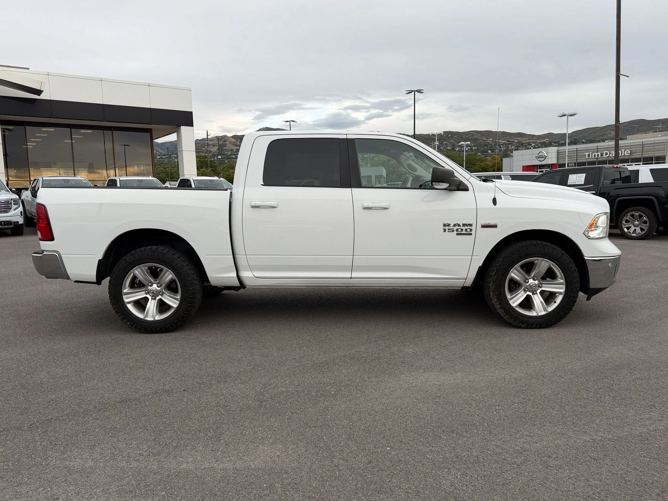 Used 2019 Bright White Clearcoat Ram Big Horn image 7