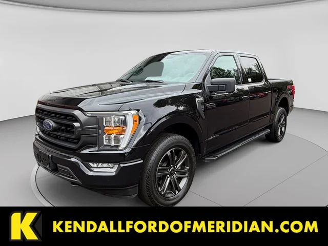 Used 2022 Black Ford XLT image 1
