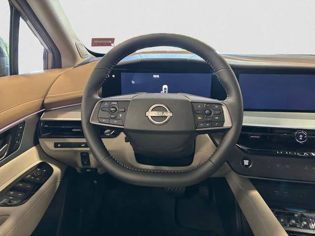 New 2027 Silver Nissan Platinum image 13