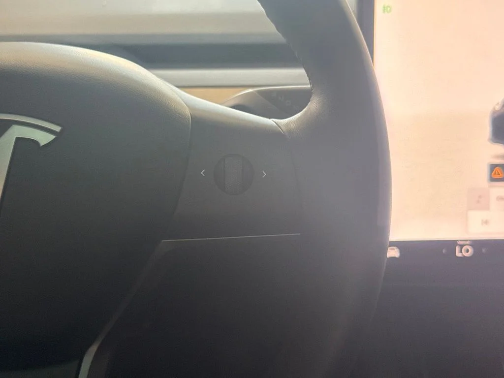 Used 2023 Midnight Silver Metallic Tesla Long Range image 18