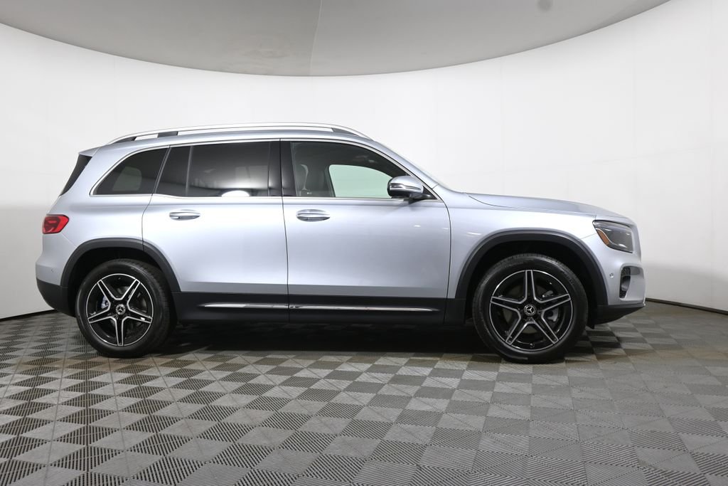 New 2026 Cirrus Silver Metallic Mercedes-Benz GLB 250 image 8