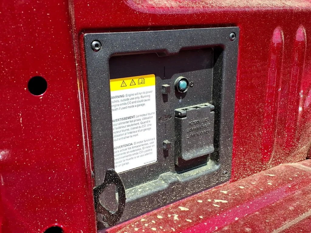 New 2026 Ruby Red Metallic Tinted Clearcoat Ford XLT image 8